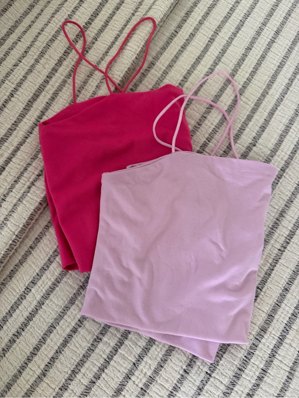 SHEIN Pink and Light Pink Spaghetti Strap Tank Tops for Kids